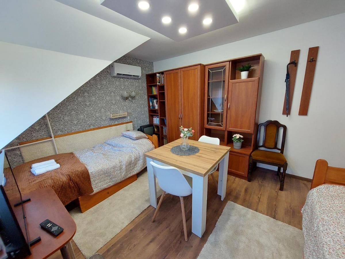 Summer House Apartman Debrecen Ngoại thất bức ảnh