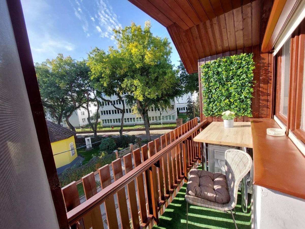 Summer House Apartman Debrecen Ngoại thất bức ảnh
