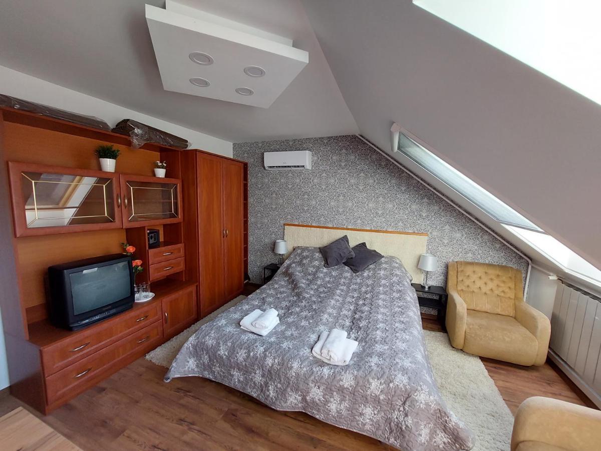 Summer House Apartman Debrecen Ngoại thất bức ảnh